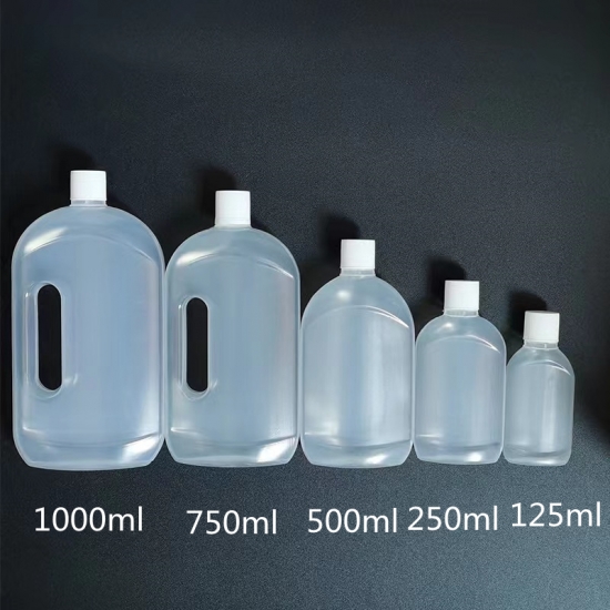 PET-Flaschen aus Kunststoff
